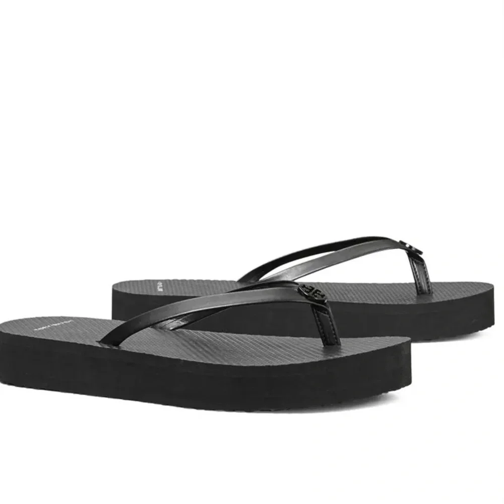 Tory Burch Black Flatform Flip Flop NWT